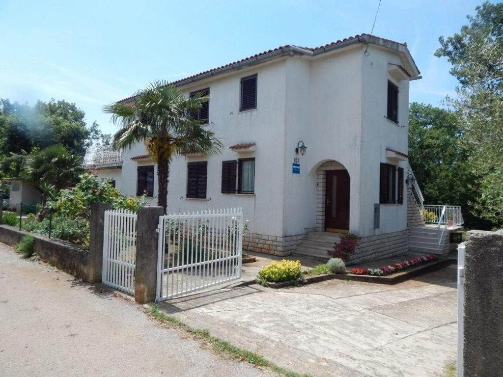 Apartman Svjetlicic Brzac Εξωτερικό φωτογραφία